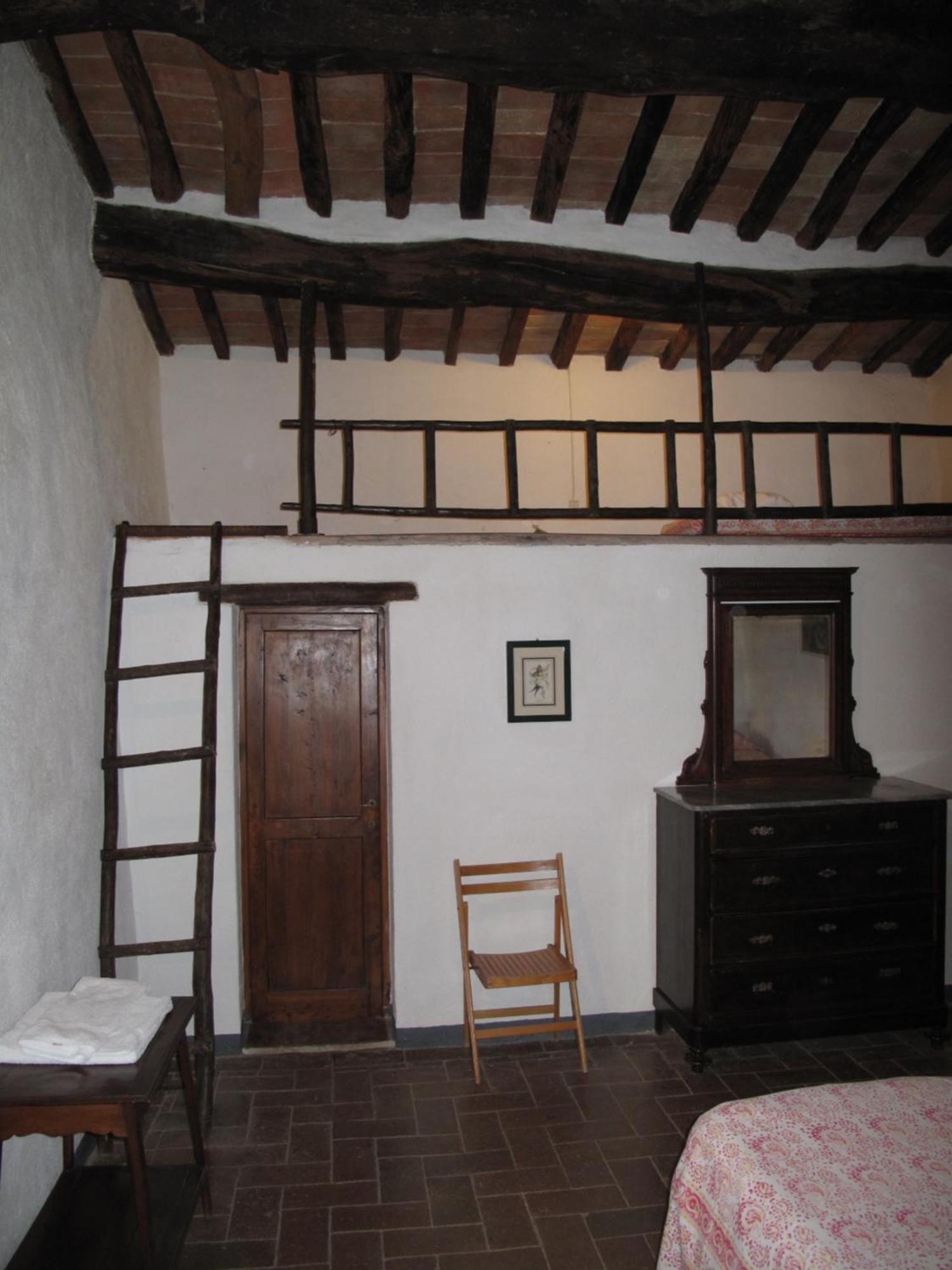 منزل الضيف Barberino di Val dʼElsa  في Fattoria Casa Sola الغرفة الصورة